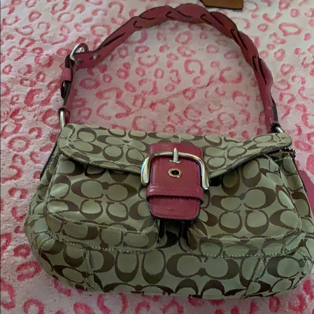 Authentic Coach Medium Shoulder Bag - image 1